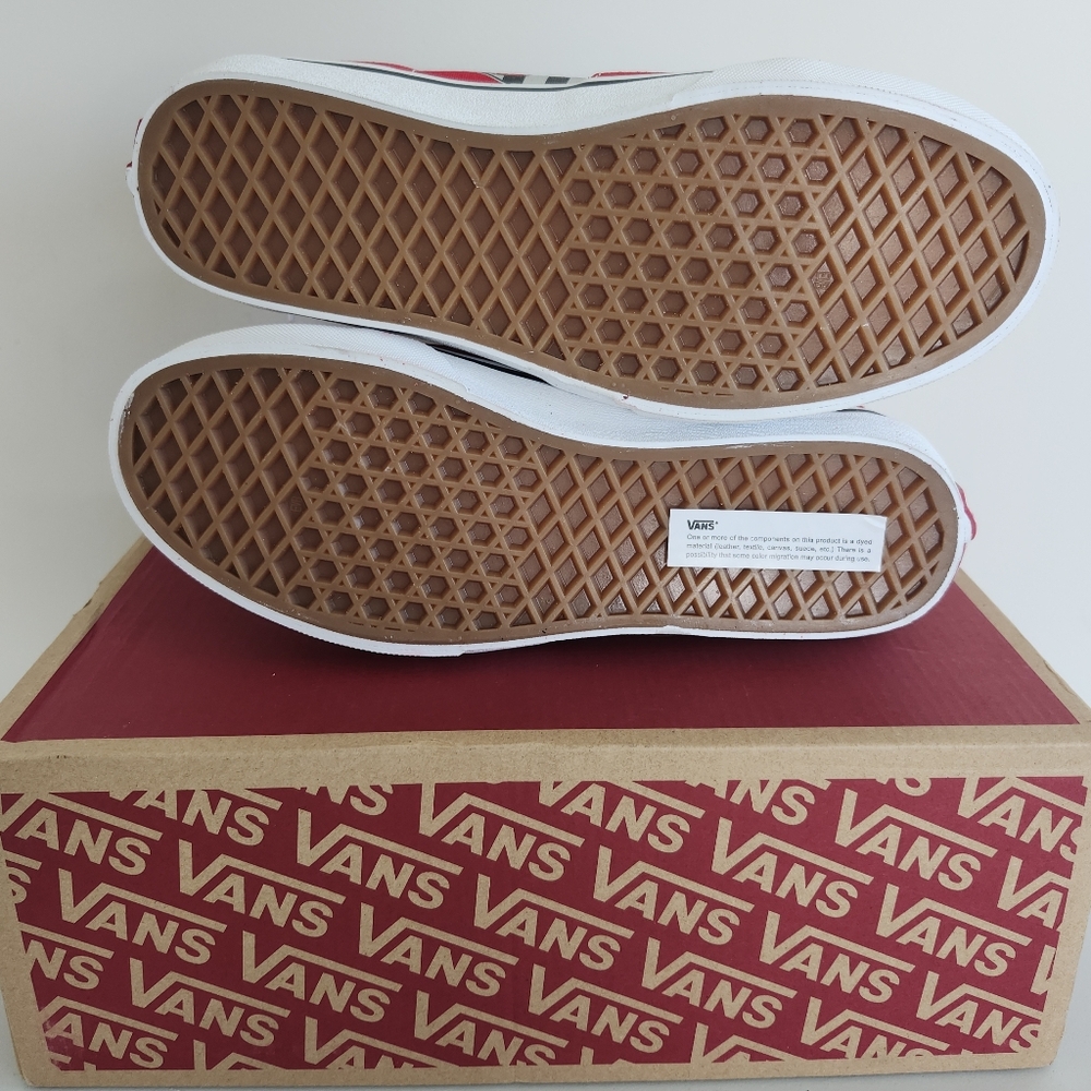 Vans SK8-HI Red Checkerboard Flame High Top Sneakers Youth Size 5.5 Women's 7 - Picture 4 of 13